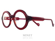 Lunettes optique très originales de forme ronde et de couleur bordeaux. les Henau Lunalus existent aussi en bleu.