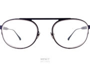 Thierry Lasry Keeny. Monture optique en métal. une des rares Thierry Lasry en métal. De forme vintage inspirée de la pilote dont on aurait enlevé le pont du dessous. Bicolore, les cercles sont d'une couleur différente du reste de la monture. La qualité n'est pas en reste vu qu'elles sont fabriquée en titane Japonais, la meilleure qualité de titane que l'ont puisse avoir. 