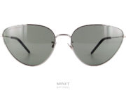 Lunettes métalliques de forme papillon. Les Saint Laurent SL 310 sont de très belles lunettes solaires de luxe. La monture en métal, très fines et légères vous apportera un superbe style et un grand confort. 