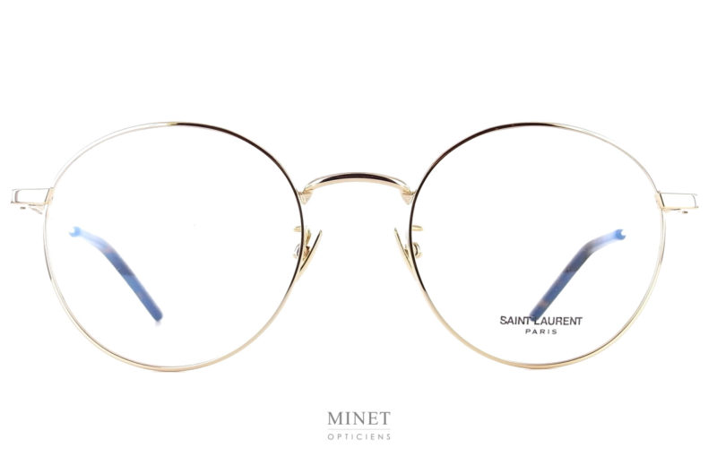 Lunettes Saint Laurent SL 237 gold. Petites lunettes en métal de forme pantos. Confortables fines et légères, elle vous offrent un style vintage délicieusement 90's.