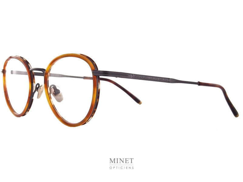 Superbes lunettes optiques combinées. Les Masunaga by Kenzo MIZAR sont de très belles montures en titane gravées a l'ancienne, légères et solides. 