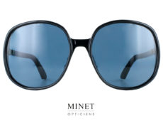 les solaires Christian Dior D-Doll R1U sont de grandes lunettes oversized. Dans le plus pure style vintage des 70's, ces grandes solaires rondes vous donneront une belle allure et une protection sans faille.