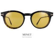 Tom Ford TF5823-H-B Lunettes optiques Tom Ford, petite pantos assez classiques. Celles ci ont l'énorme avantage d'être munies d'un superbe clip solaire ayant la même forme, la même couleur et du même matériaux que la monture. 