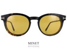 Tom Ford TF5823-H-B Lunettes optiques Tom Ford, petite pantos assez classiques. Celles ci ont l'énorme avantage d'être munies d'un superbe clip solaire ayant la même forme, la même couleur et du même matériaux que la monture. 